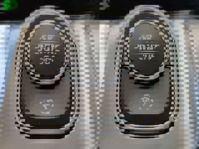 Used 2022 Mercedes-Benz GLB 250 image 40