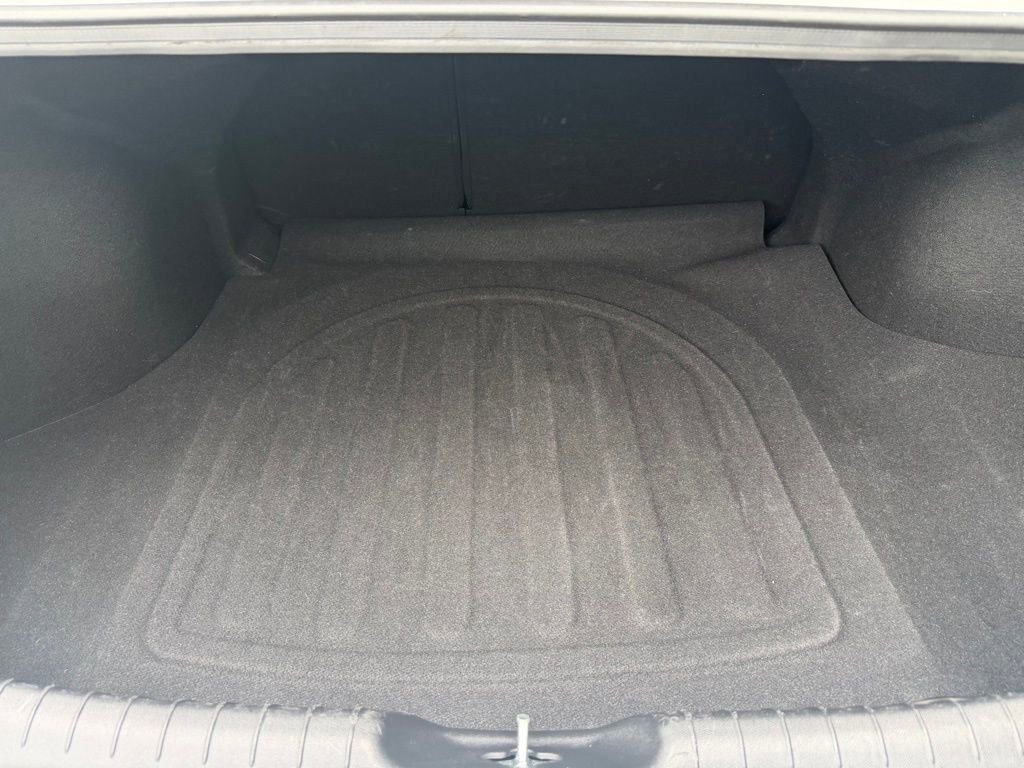 Used 2025 Hyundai Elantra SEL FWD image 7