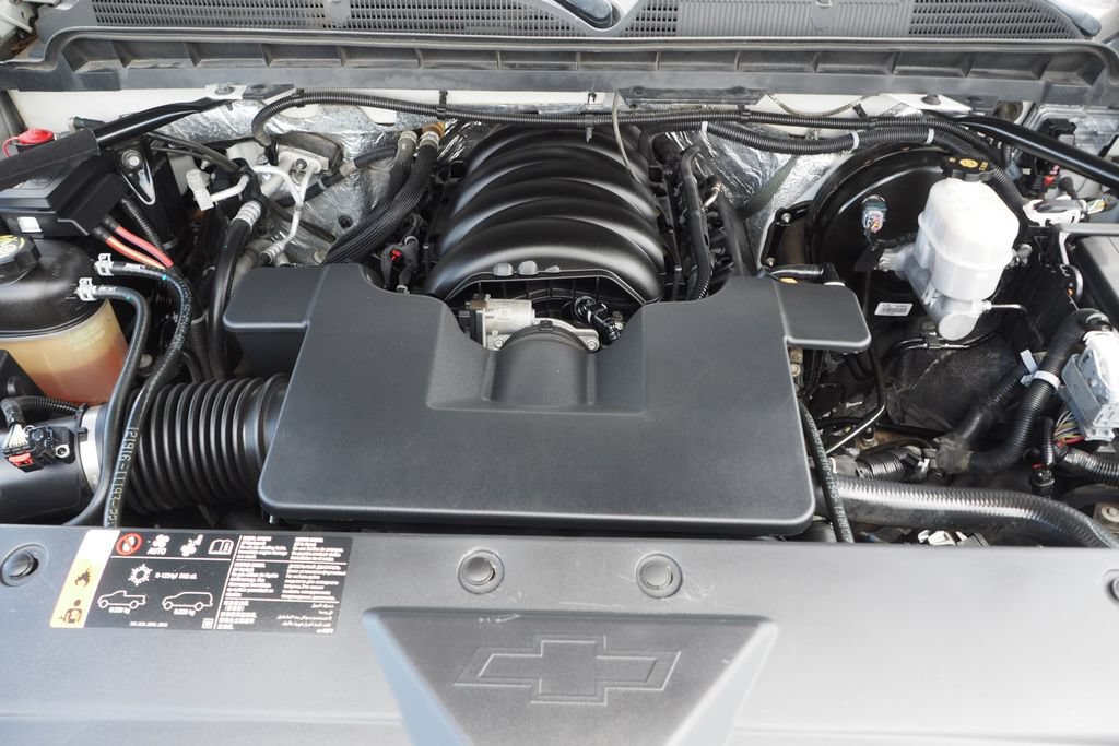 Used 2017 Chevrolet Silverado 1500 High Country AWD/4WD image 11