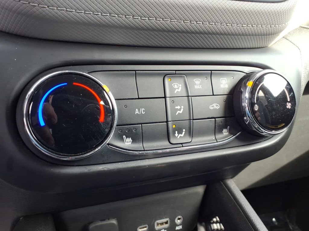 Used 2021 Chevrolet TrailBlazer LT image 9