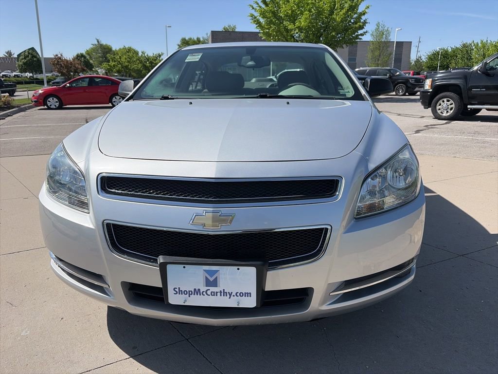 Used 2009 Chevrolet Malibu LS FWD image 3