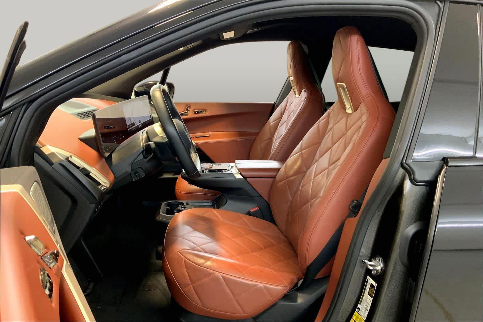 Used 2024 BMW iX M60 AWD/4WD image 7