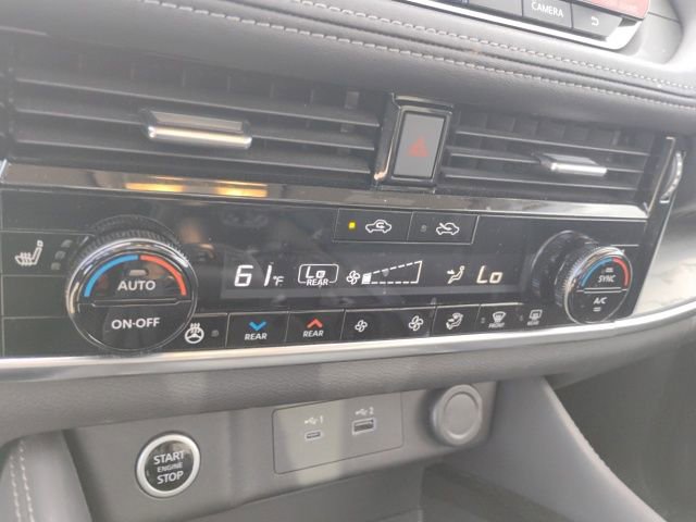 Used 2021 Nissan Rogue SL image 19