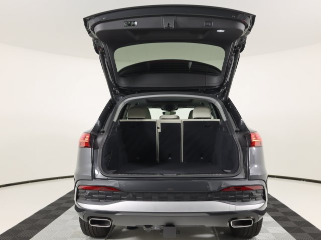 Certified 2025 Audi Q5 Premium Plus w/ Premium Plus AWD/4WD image 24