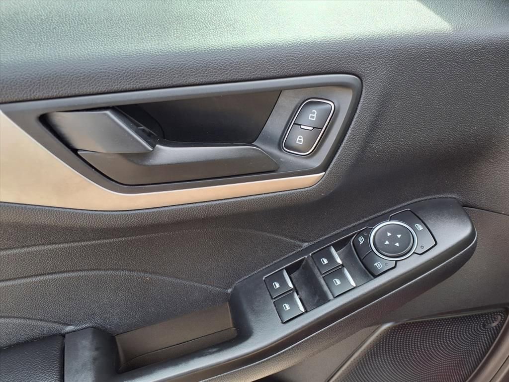 Used 2022 Ford Escape SE w/ Convenience Package image 23