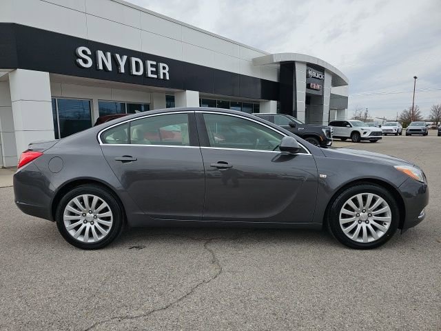 Used 2011 Buick Regal CXL image 1
