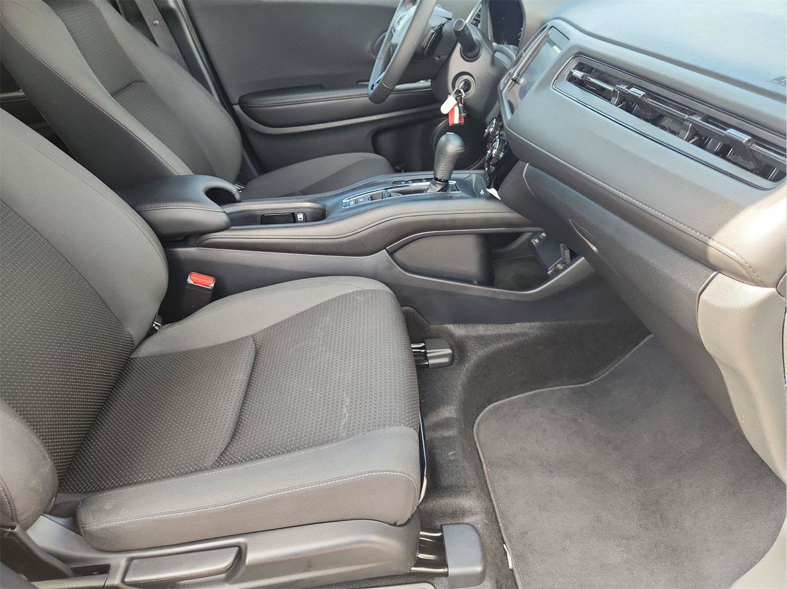 Used 2022 Honda HR-V Sport image 24