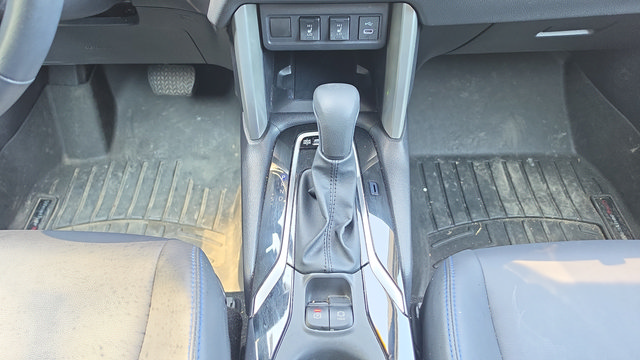 Used 2024 Toyota Corolla Cross AWD Hybrid w/ Convenience Package image 8