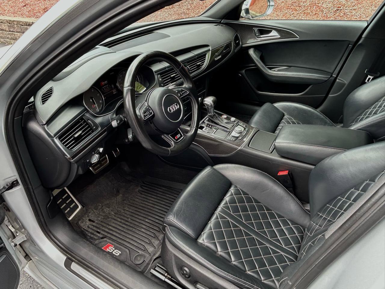 Used 2015 Audi S6 AWD/4WD image 13
