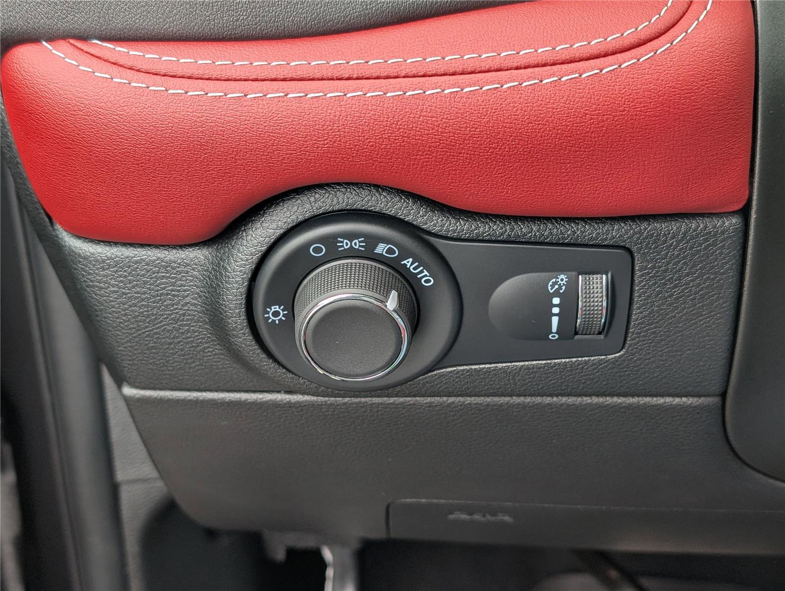 Used 2023 Dodge Durango SRT Hellcat image 28