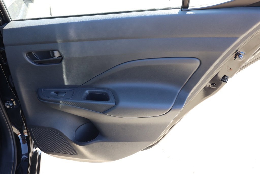 Used 2025 Nissan Versa S image 16