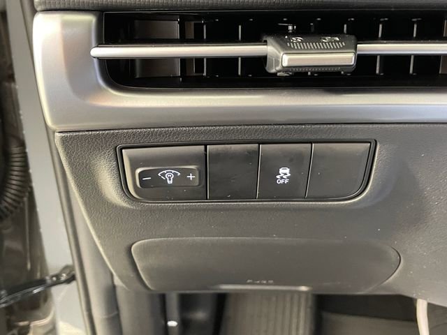 New 2026 Hyundai Tucson SE image 14