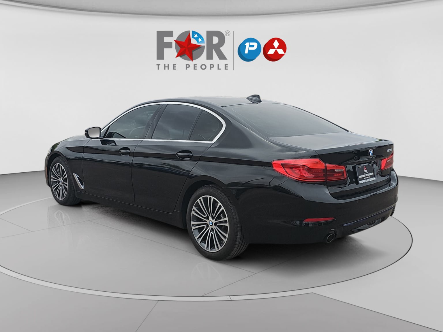 Used 2019 BMW 530i w/ Convenience Package RWD image 3