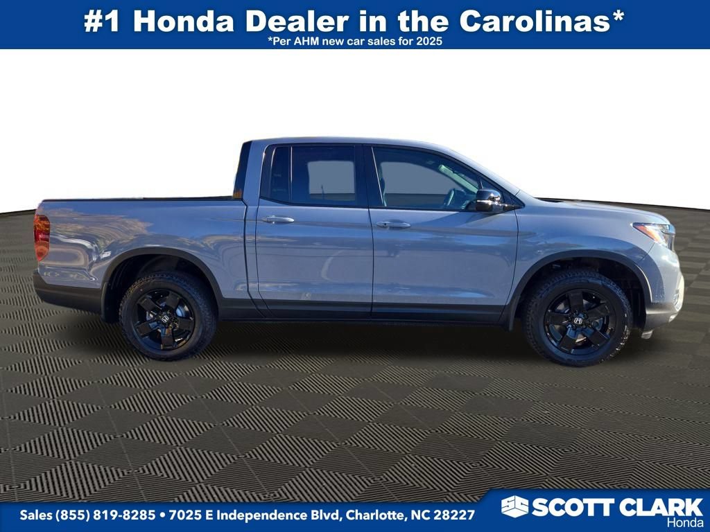 New 2026 Honda Ridgeline Black Edition image 3