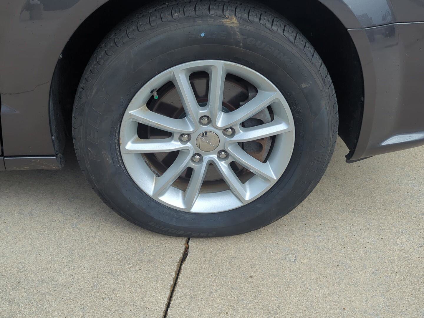 Used 2019 Dodge Grand Caravan SXT image 33