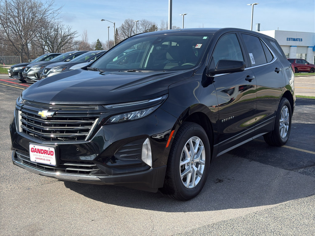 Used 2024 Chevrolet Equinox LT AWD/4WD image 2