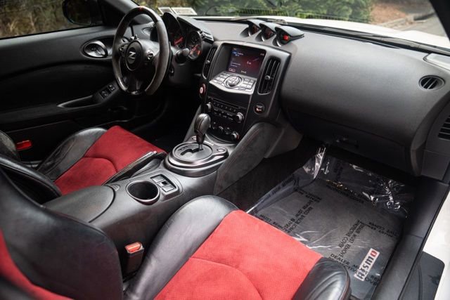 Used 2019 Nissan 370Z NISMO image 23