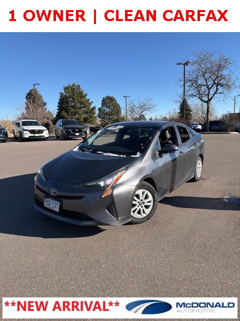 Used 2017 Toyota Prius Two image 1