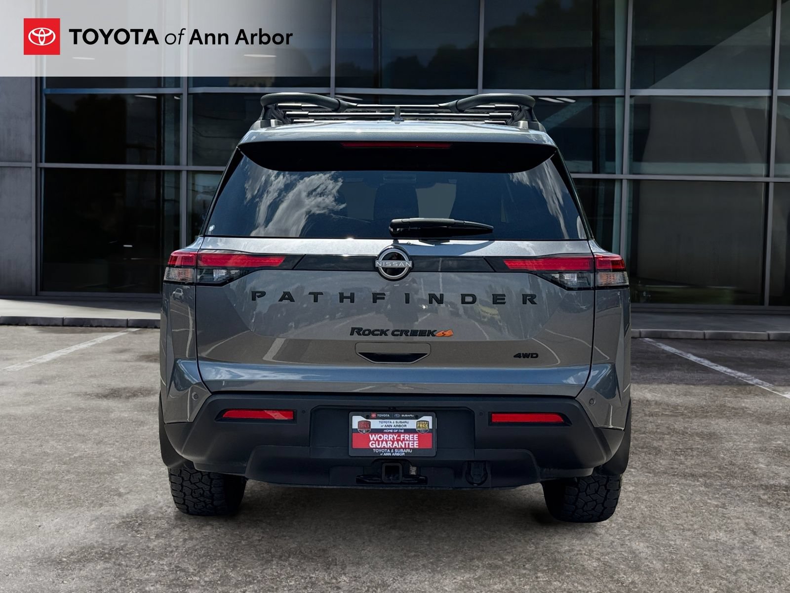 Used 2024 Nissan Pathfinder Rock Creek AWD/4WD image 10