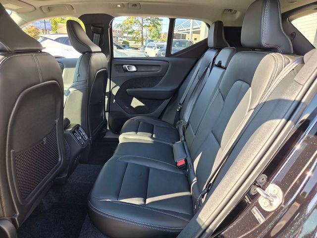 New 2026 Volvo XC40 B5 Ultra w/ Protection Package Premier AWD/4WD image 13