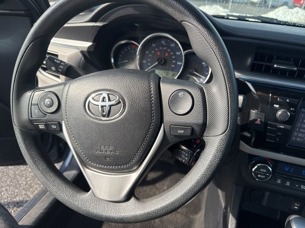 Used 2016 Toyota Corolla LE image 16