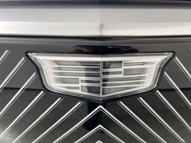 Used 2024 Cadillac Lyriq Tech AWD/4WD image 32