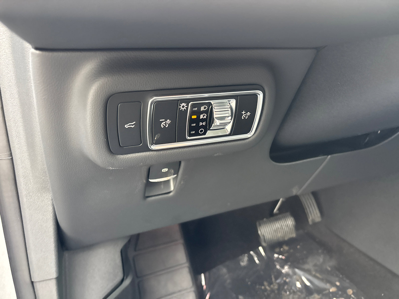 New 2026 Lincoln Nautilus Premier AWD/4WD image 14