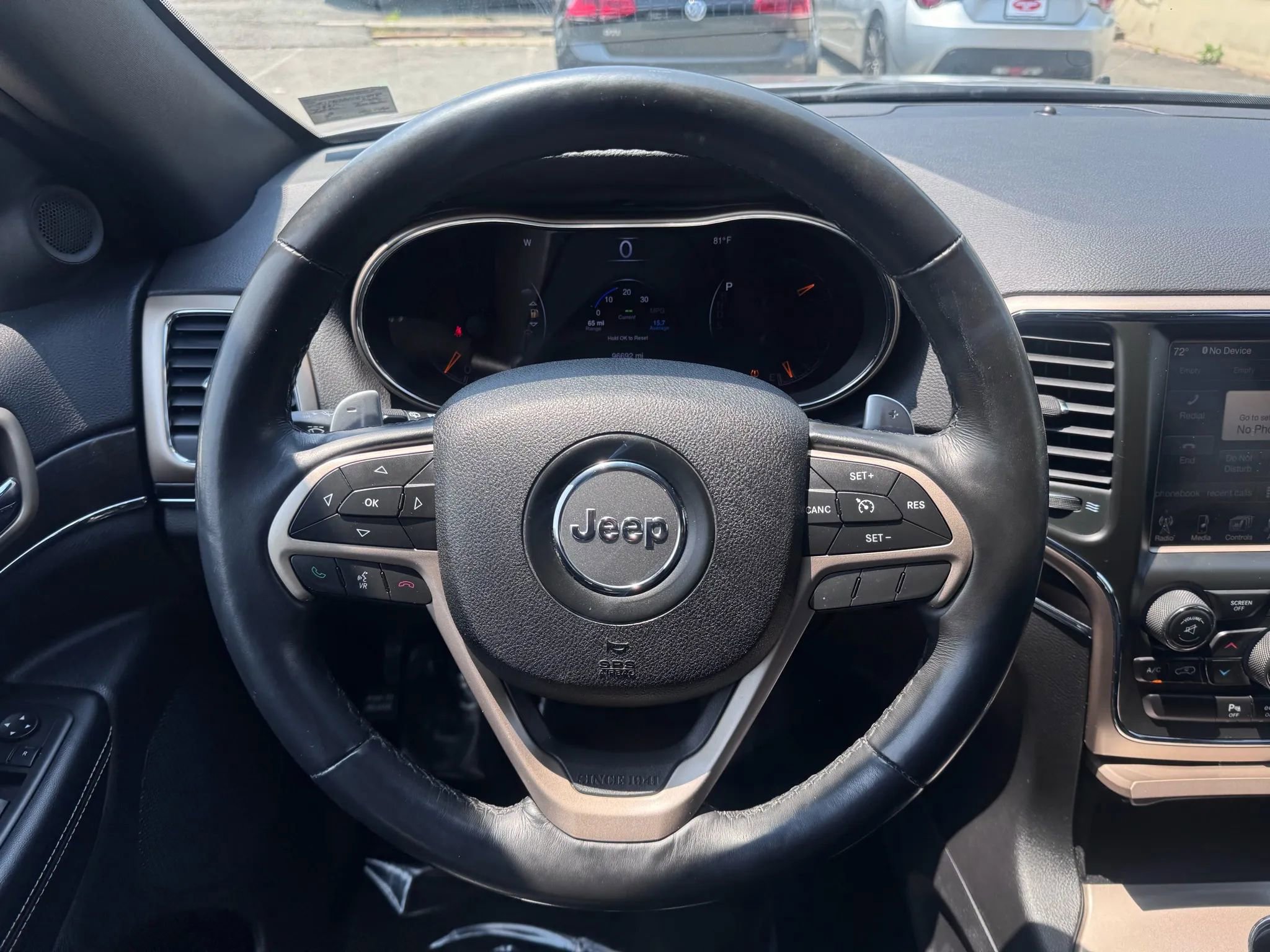 Used 2015 Jeep Grand Cherokee Limited w/ Trailer Tow Group IV image 15