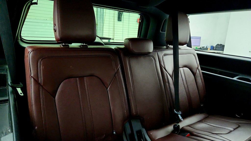 Used 2023 Ford Expedition Max Limited image 20