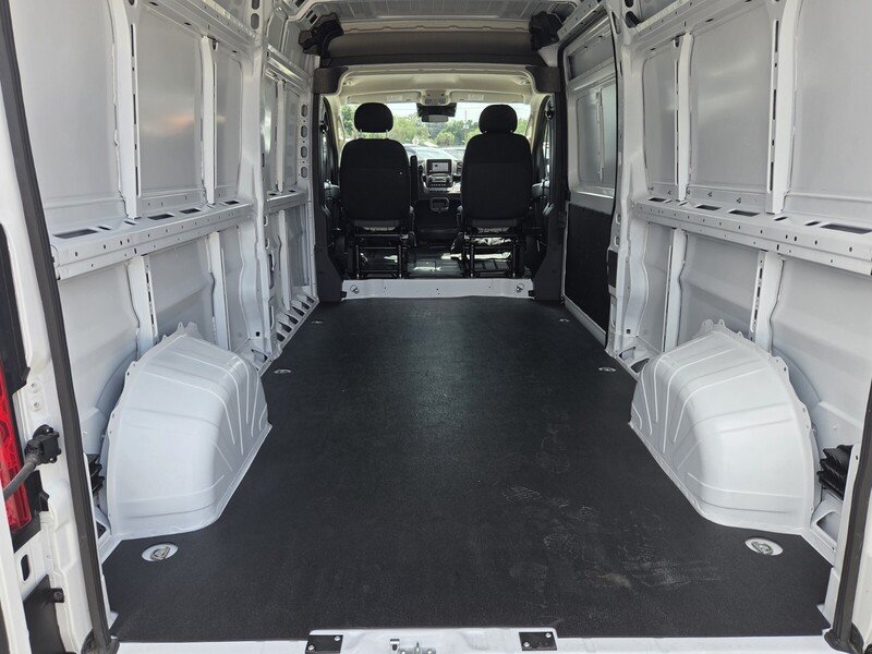 New 2026 RAM ProMaster 2500 w/ Convenience Group FWD image 10
