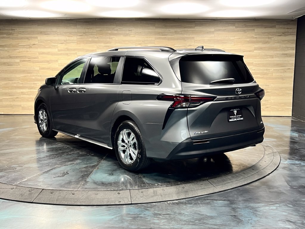 Used 2026 Toyota Sienna XLE AWD/4WD image 15
