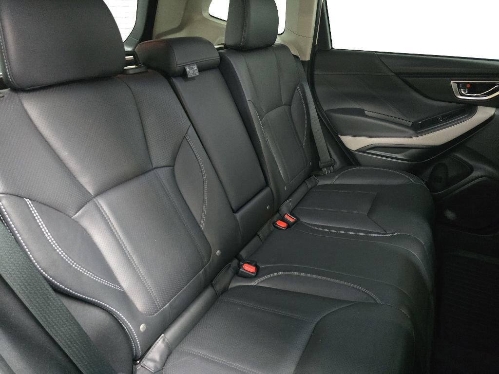 Used 2022 Subaru Forester Limited AWD/4WD image 17