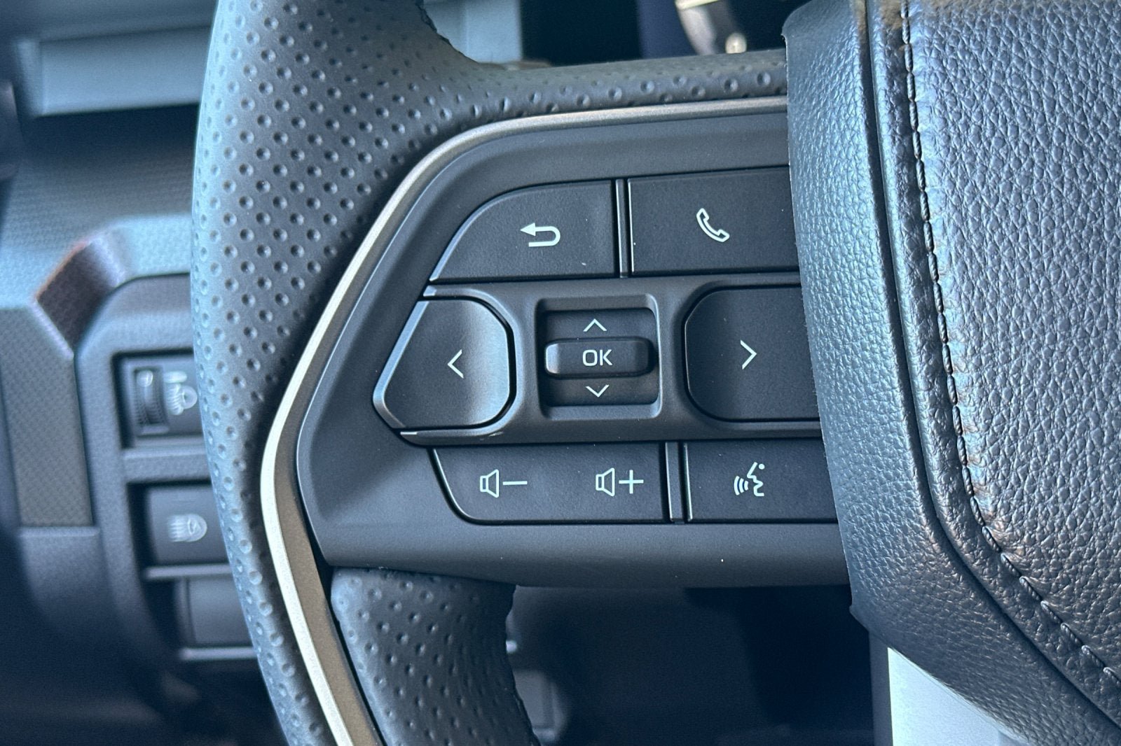 New 2026 Toyota 4Runner Limited AWD/4WD image 25