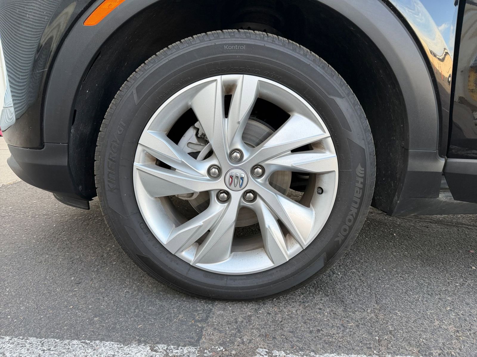 Used 2025 Buick Encore GX Preferred FWD image 29