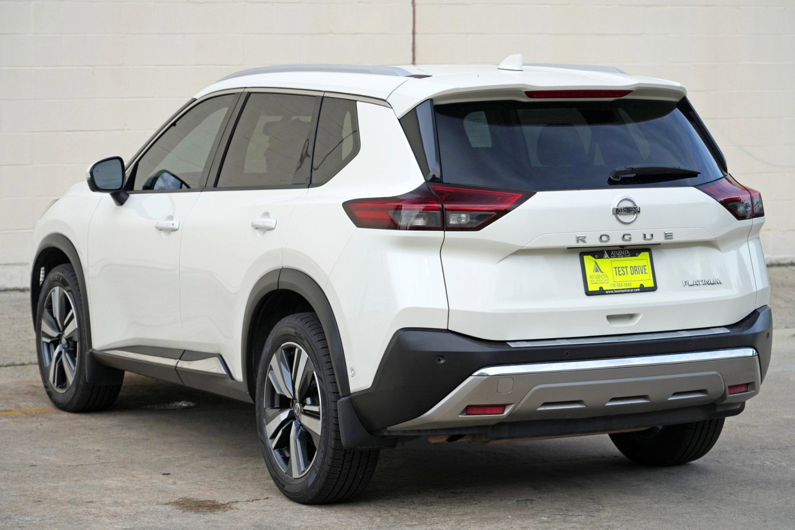 Used 2021 Nissan Rogue Platinum FWD image 46