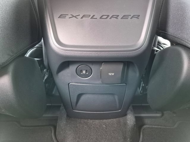 New 2026 Ford Explorer Active AWD/4WD image 18