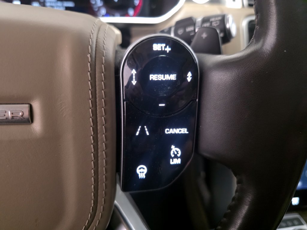 Used 2019 Land Rover Range Rover HSE AWD/4WD image 23