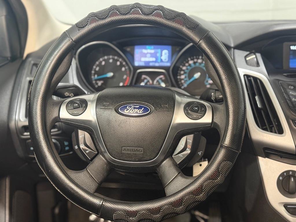 Used 2012 Ford Focus SE FWD image 13