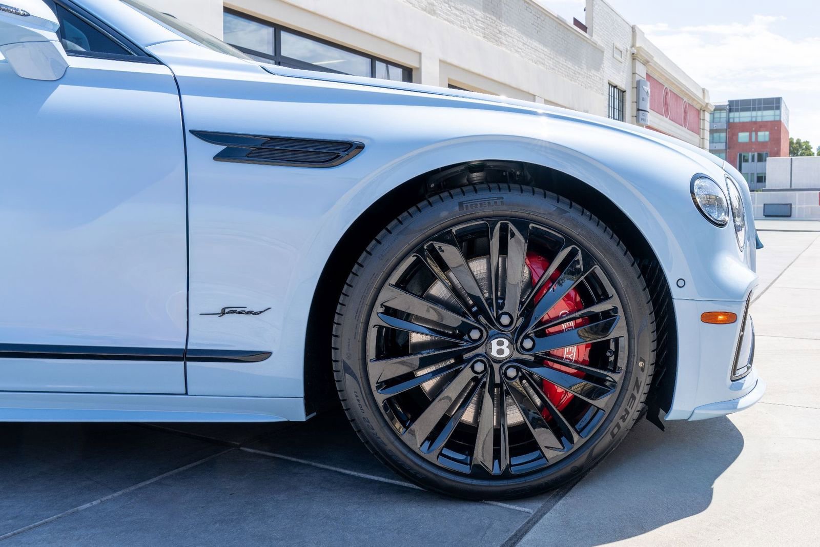 New 2025 Bentley Flying Spur Plug-In Hybrid image 19