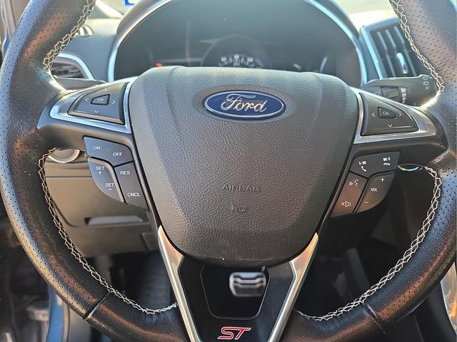 Used 2019 Ford Edge ST w/ Convenience Package image 23