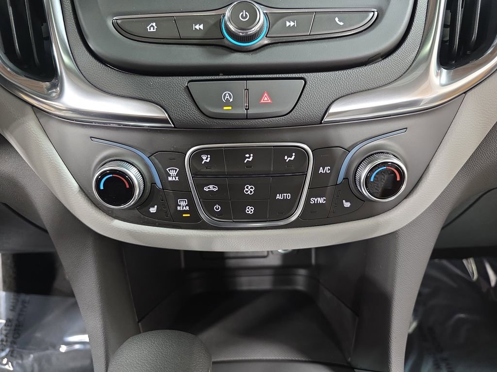 Used 2024 Chevrolet Equinox LT w/ LPO, Floor Liner Package FWD image 22