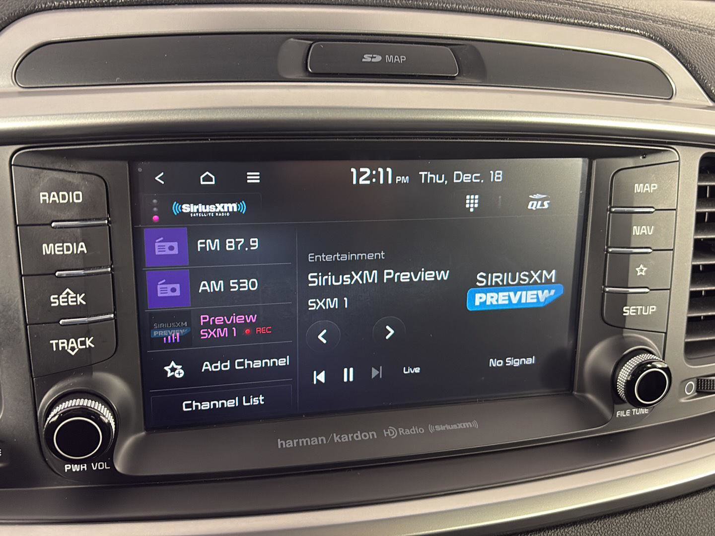 Used 2019 Kia Sorento SX image 54