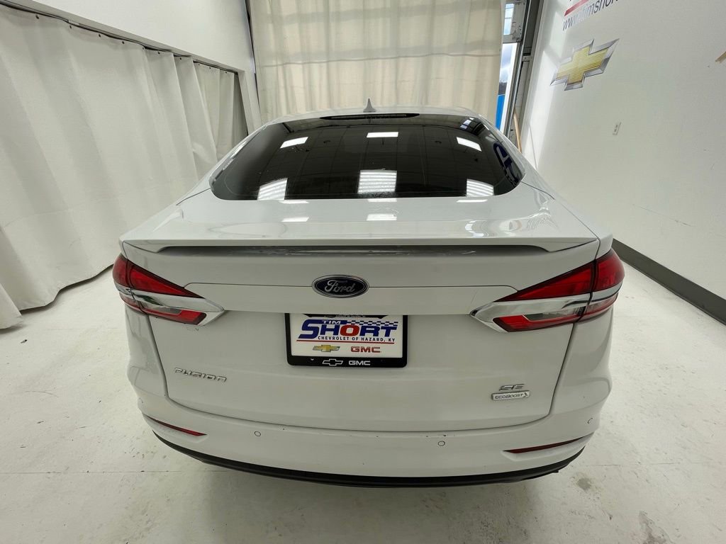 Used 2019 Ford Fusion SE w/ Equipment Group 151A image 5