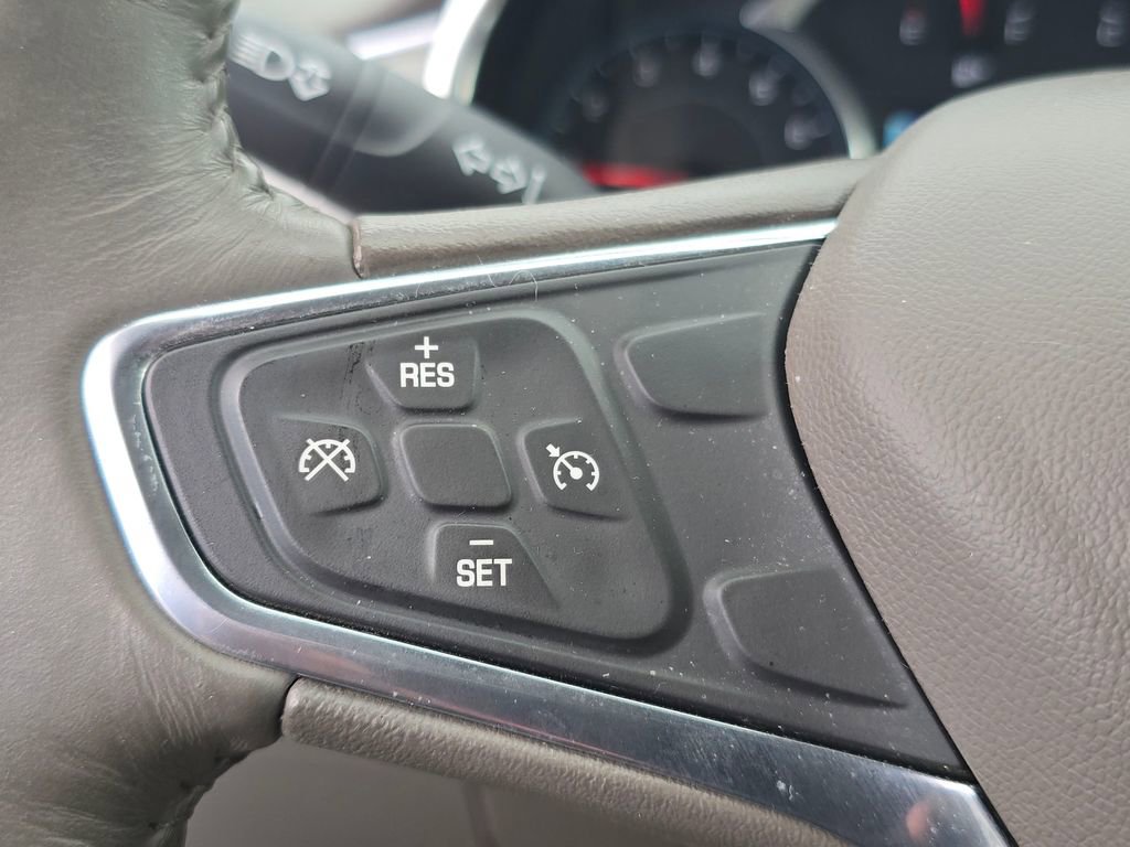 Used 2016 Chevrolet Malibu LT FWD image 16