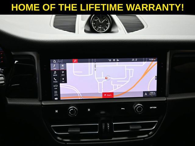 Used 2023 Porsche Macan S image 32
