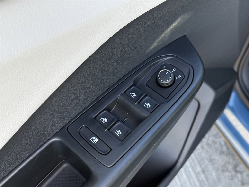 New 2026 Volkswagen Taos S image 11