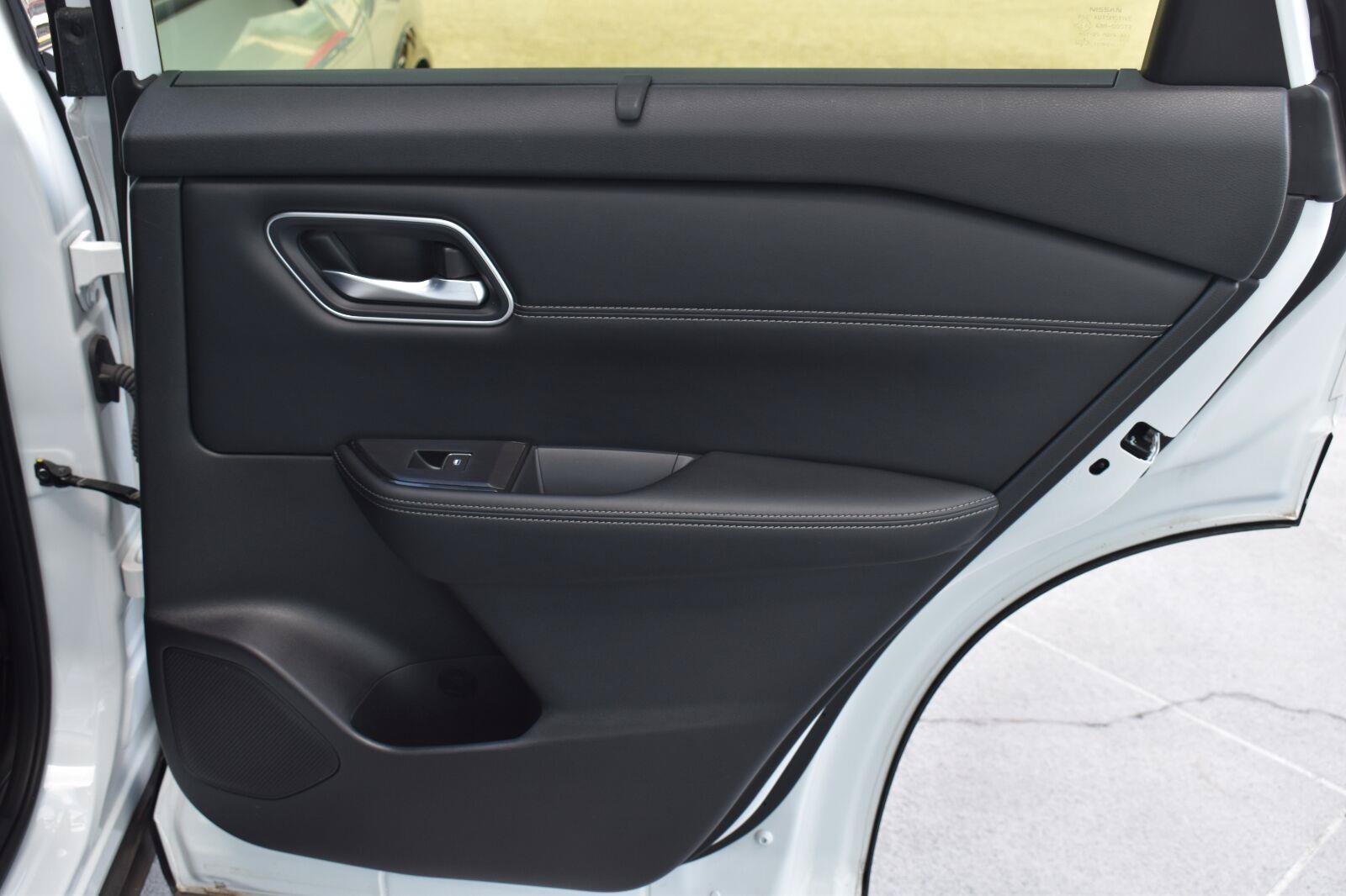 Used 2025 Nissan Rogue Platinum w/ Platinum Premium Package FWD image 60