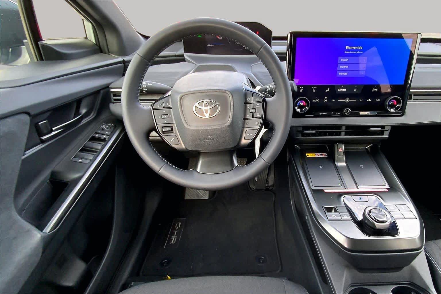 Used 2026 Toyota C-HR AWD/4WD image 5