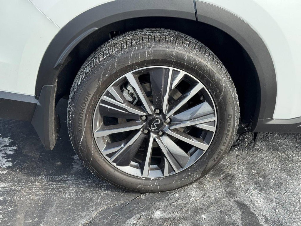 New 2026 INFINITI QX60 Luxe w/ Cargo Package image 4