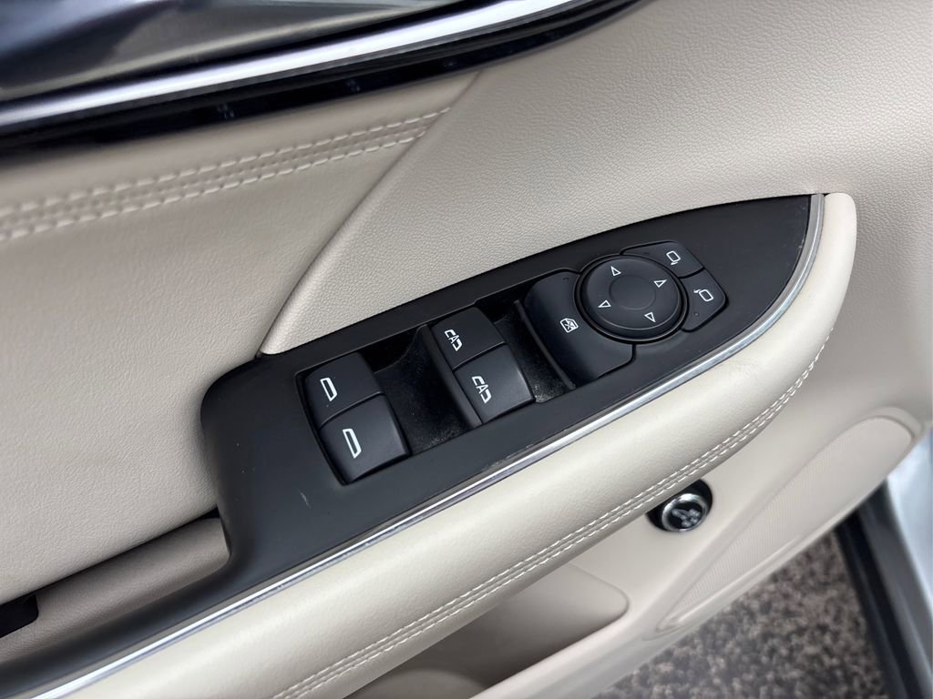 Used 2023 Buick Envision Preferred AWD/4WD image 36
